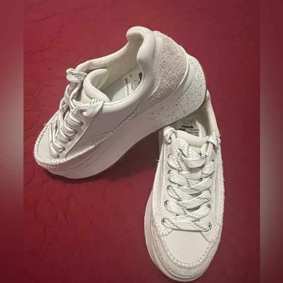 UGG Sneakers - Picture 1 of 8